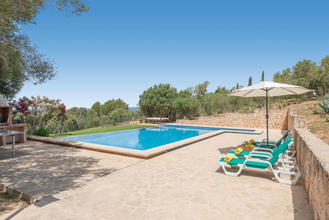 Beautiful Puig Des Call For 18 Guests With Pool