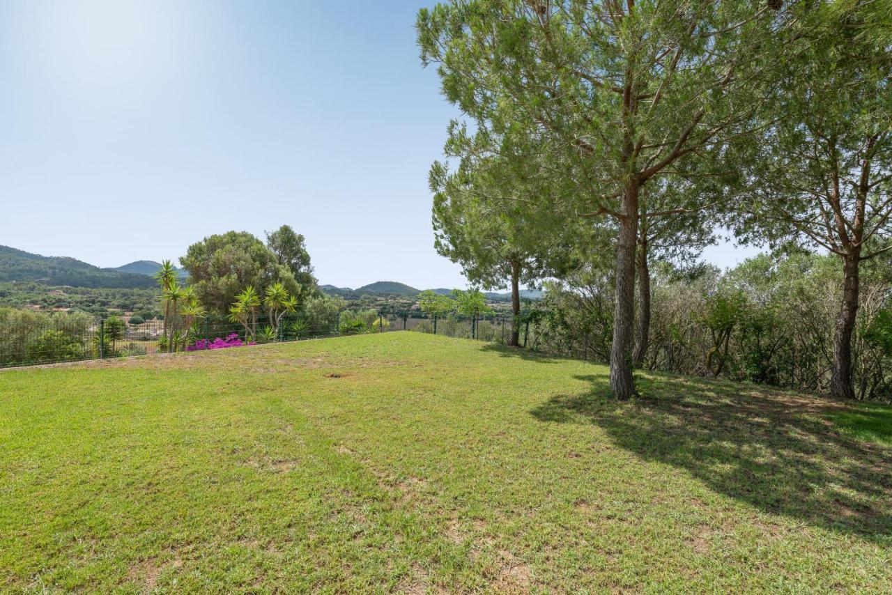 Beautiful Puig Des Call For 18 Guests With Pool Villa *