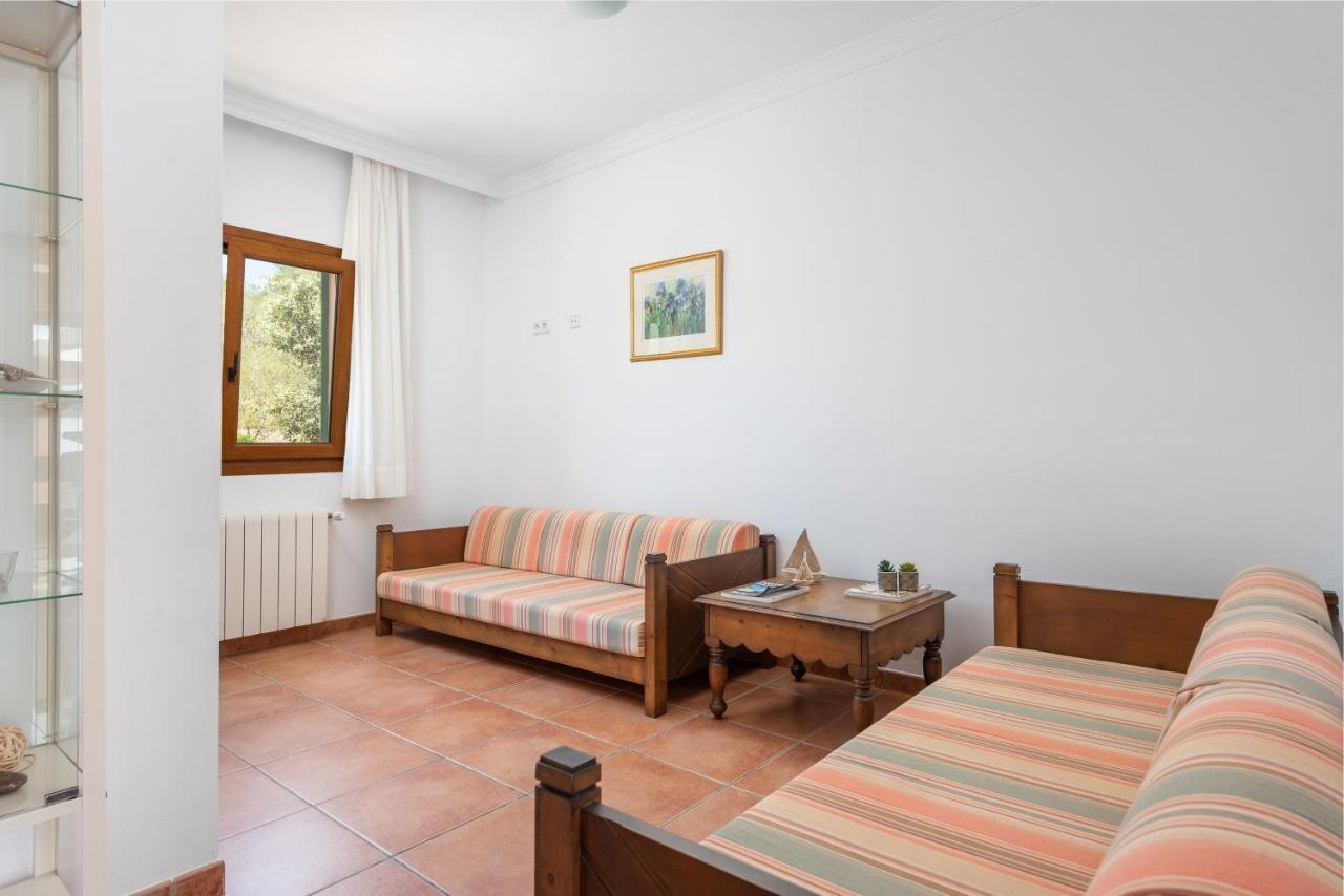 Beautiful Puig Des Call For 18 Guests With Pool Villa *