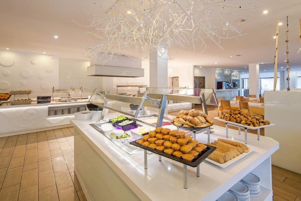 Hotel Iberostar Club Cala Barca -