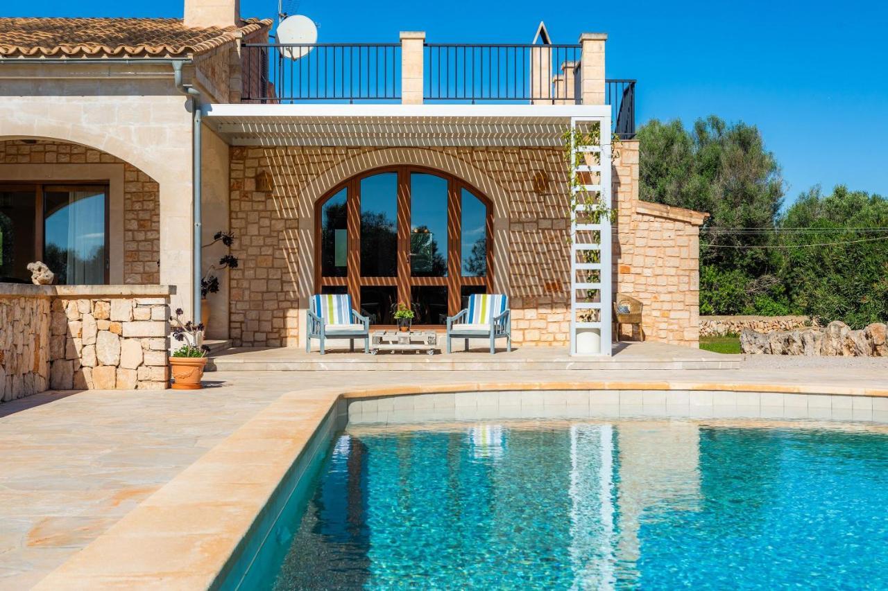 Simonet Villa