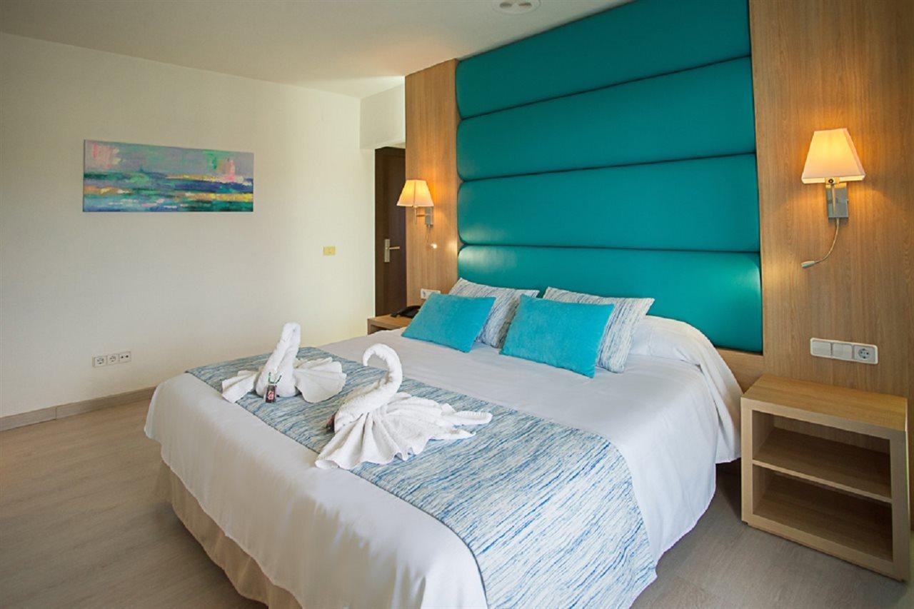 Bahia De Alcudia & 4* Port de Alcudia (Mallorca)