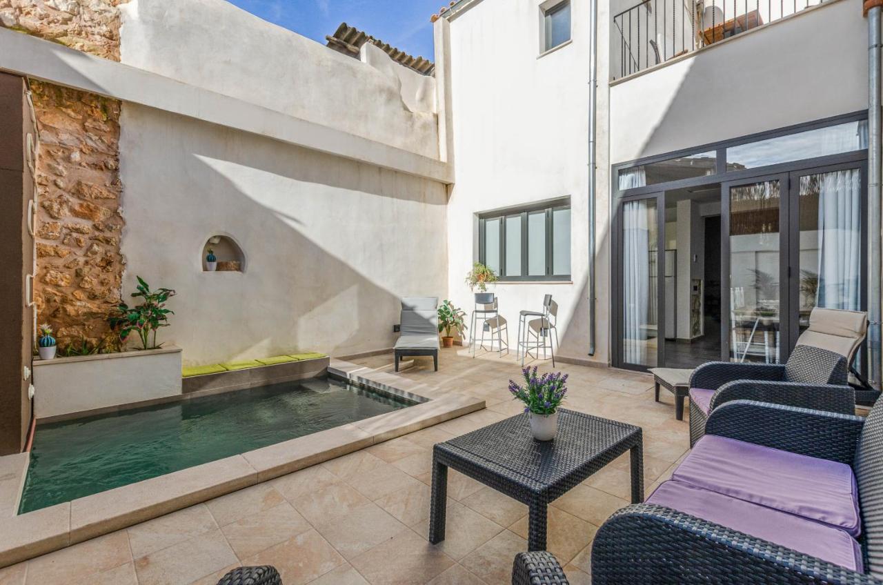 Сasa de vacaciones Yourhouse Jordi, Air Conditioned House With Private Pool *