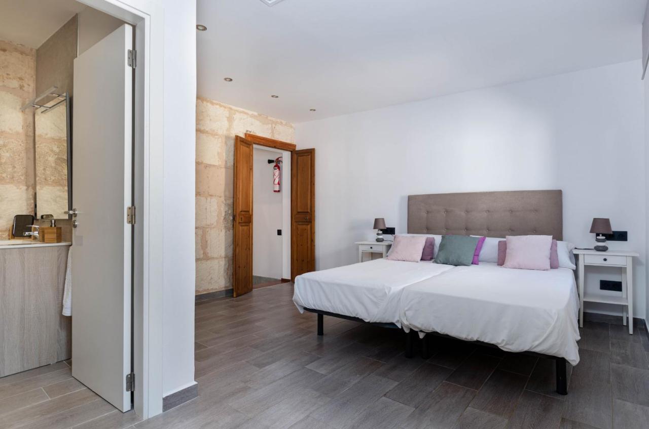 Yourhouse Jordi, Air Conditioned House With Private Pool