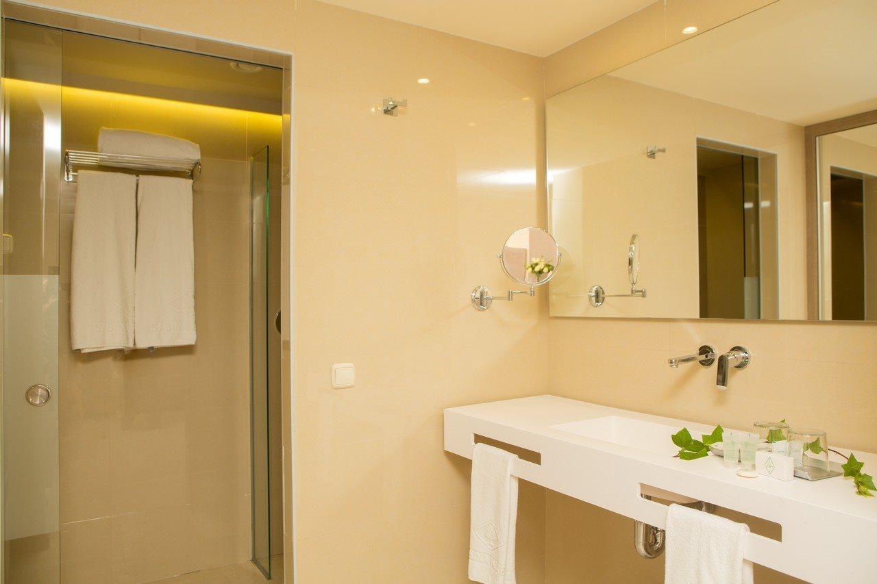 Sabina And Hotel 4*