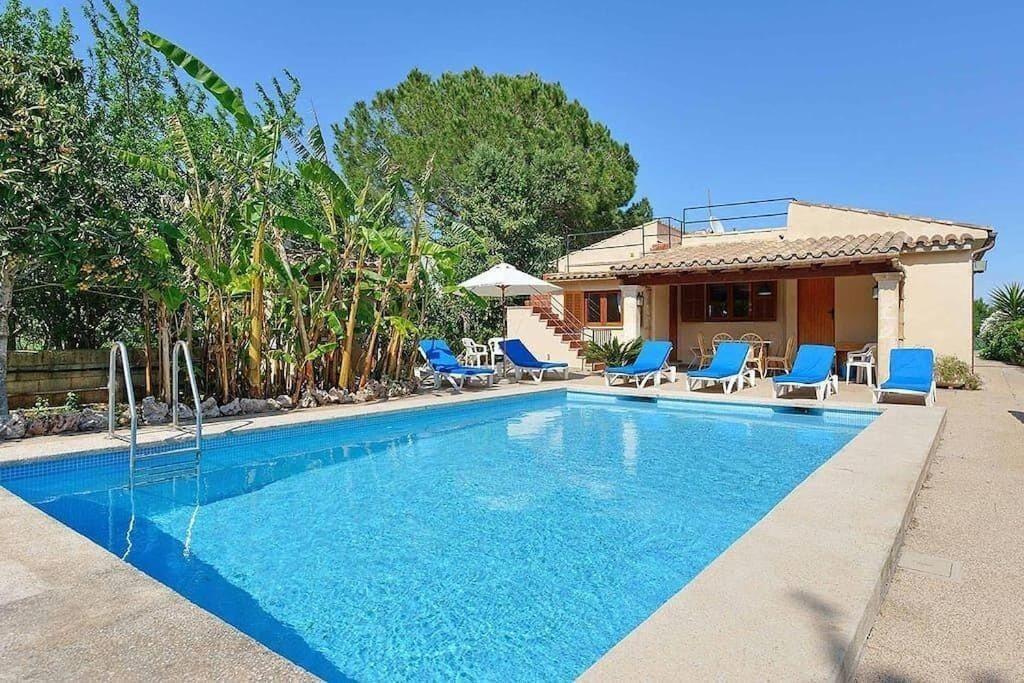 Magdalena Villa