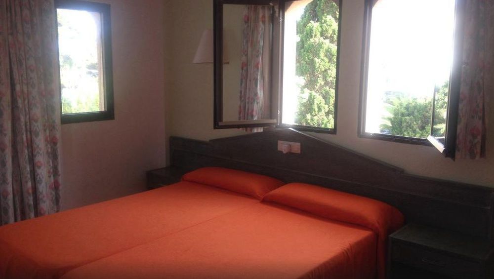 Sinfony Apartahotel 4*