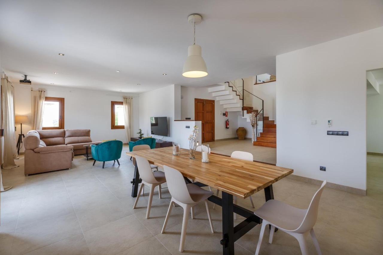 Lloret Family Villa *