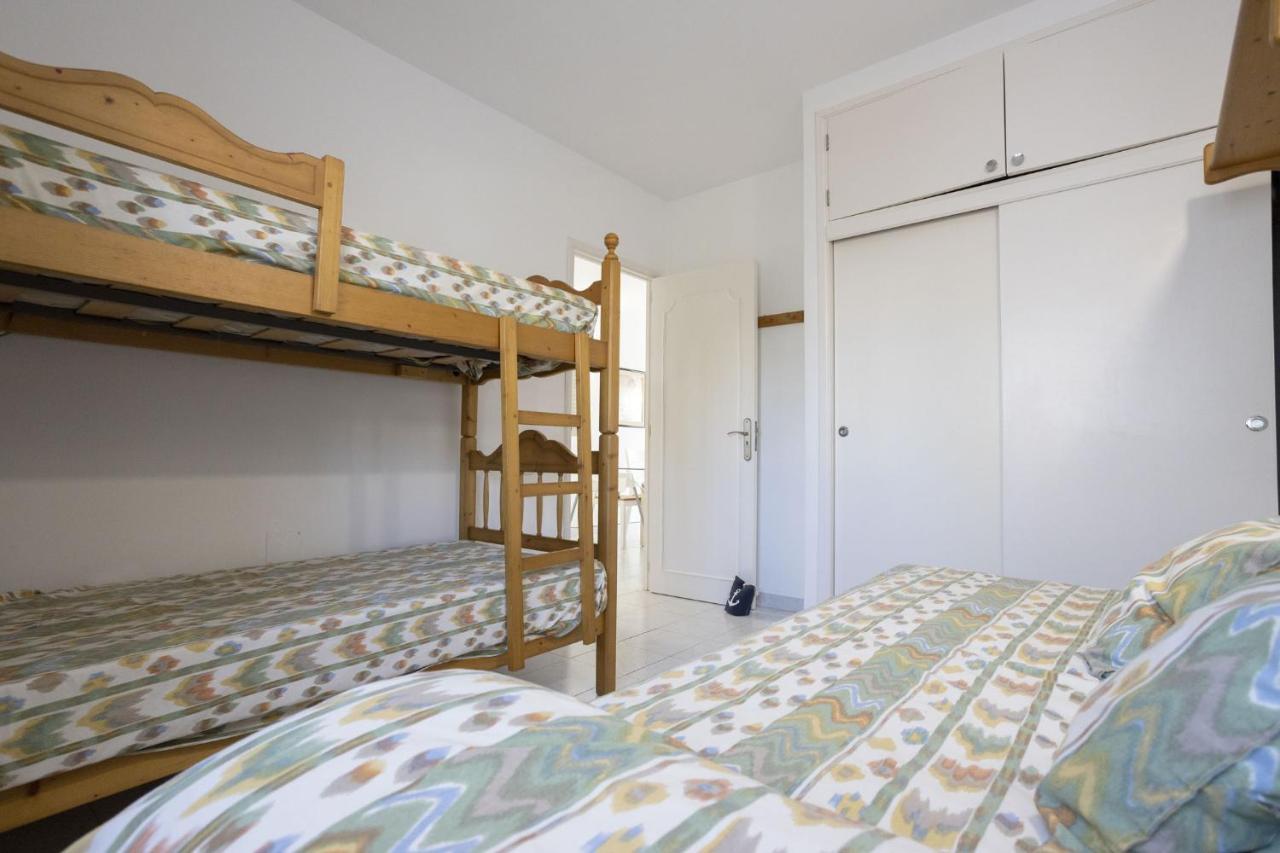 Zodiac 545 Apartment
