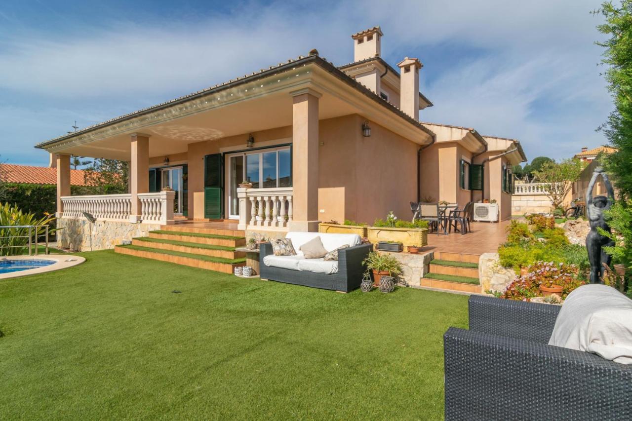 Villa Joan Deia Escultor *
