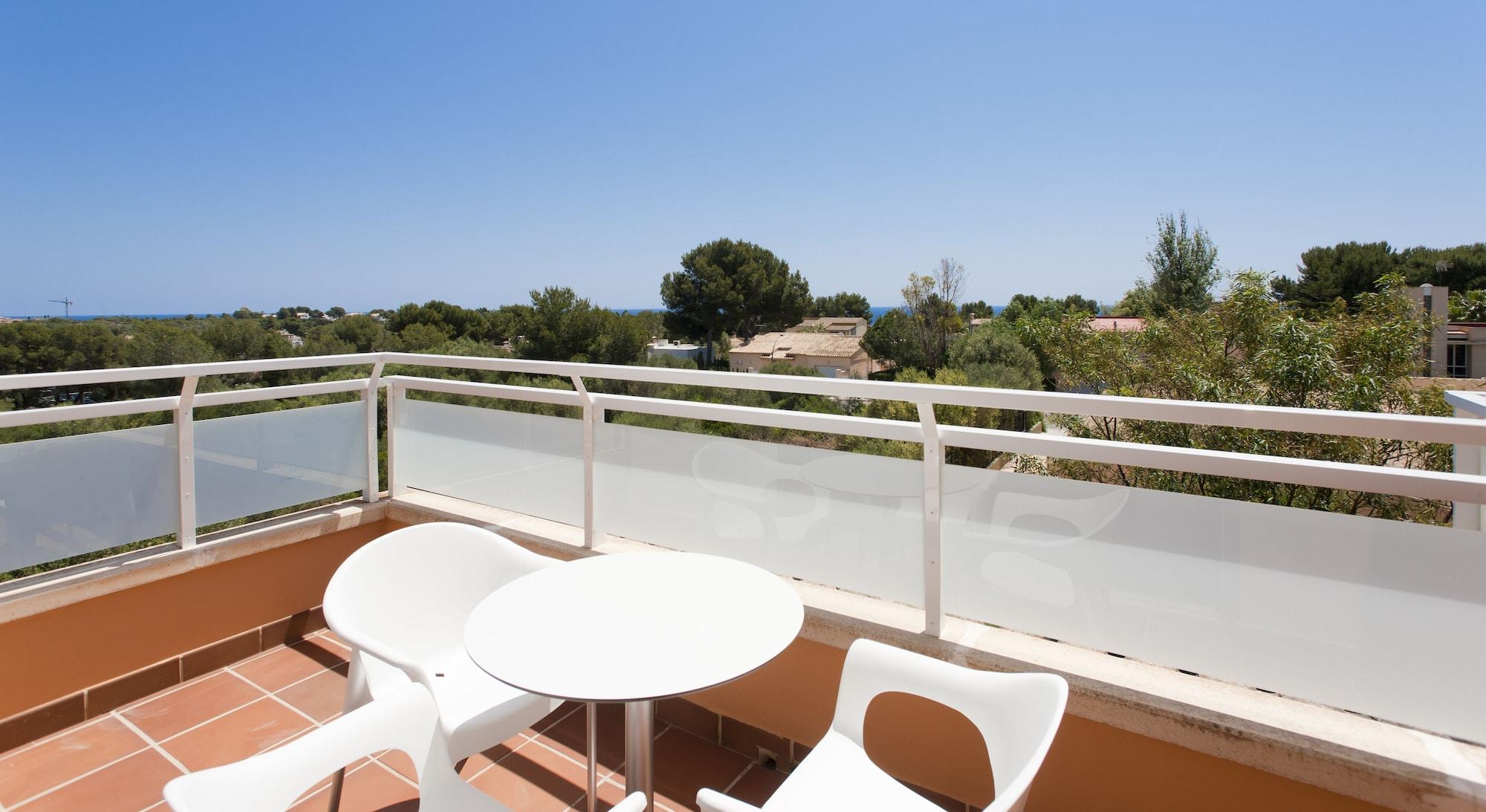 Insotel Cala Mandia