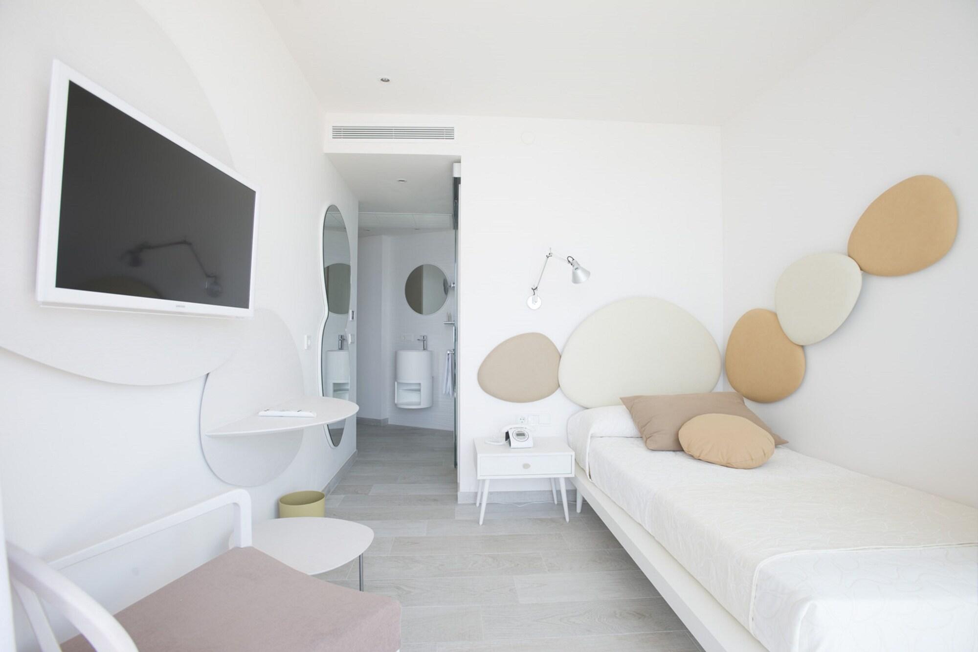 Son Moll Sentits & (adults Only) 4*