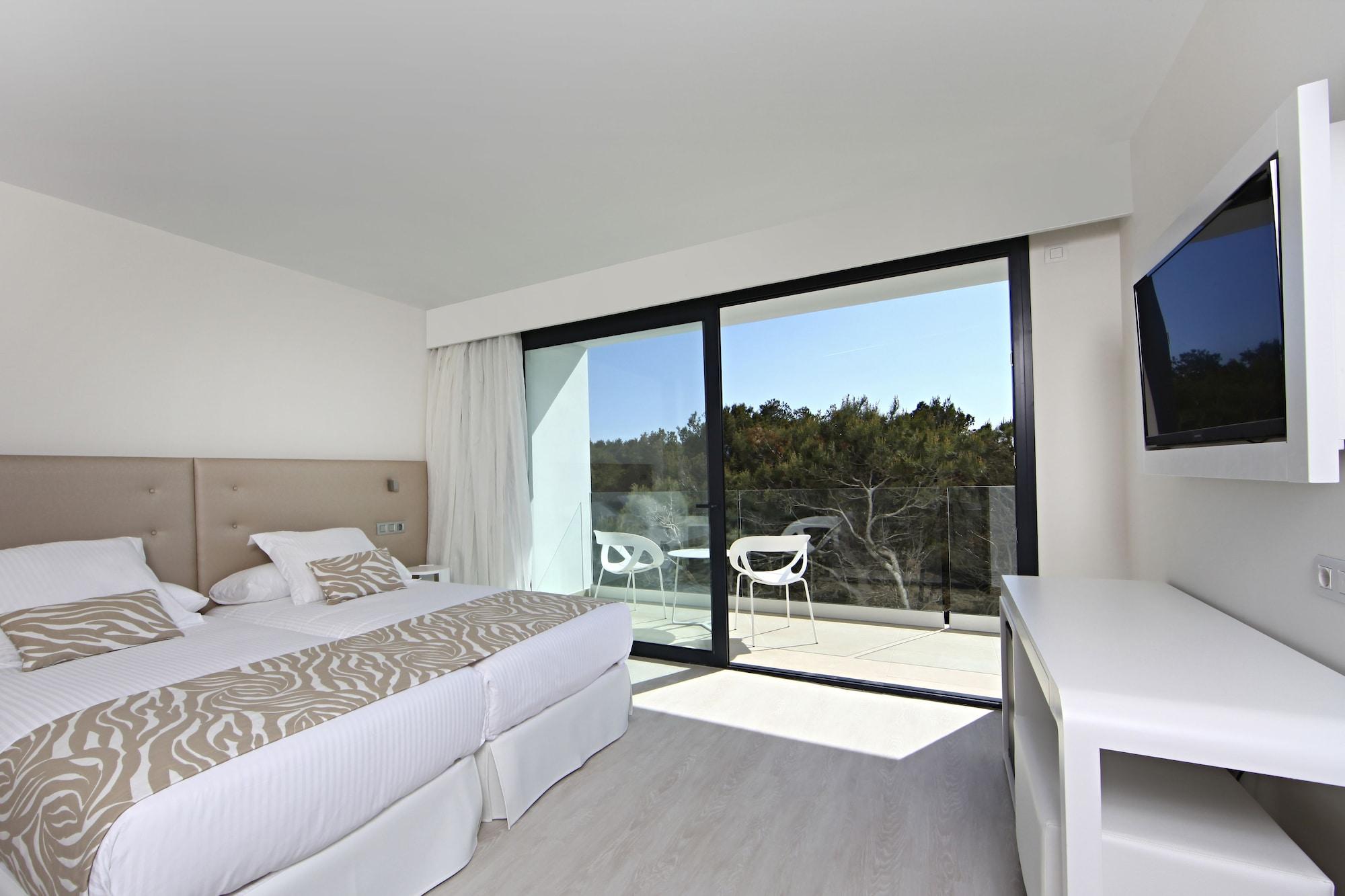 Iberostar Waves Cala Millor - Adults Only 4*