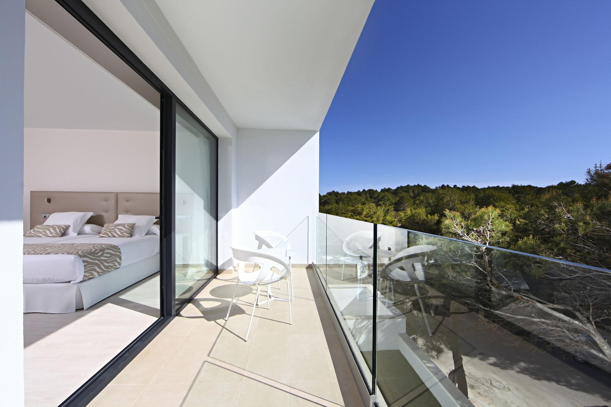 Hotel Iberostar Waves Cala Millor - Adults Only 4*