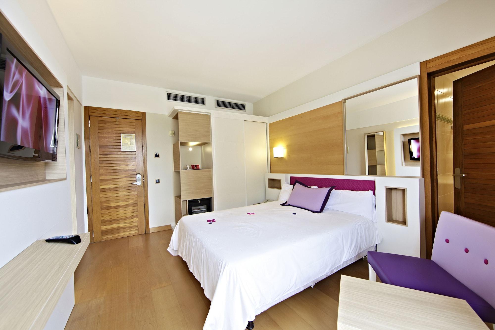 Hotel&spa S'entrador Playa Hotel 4*