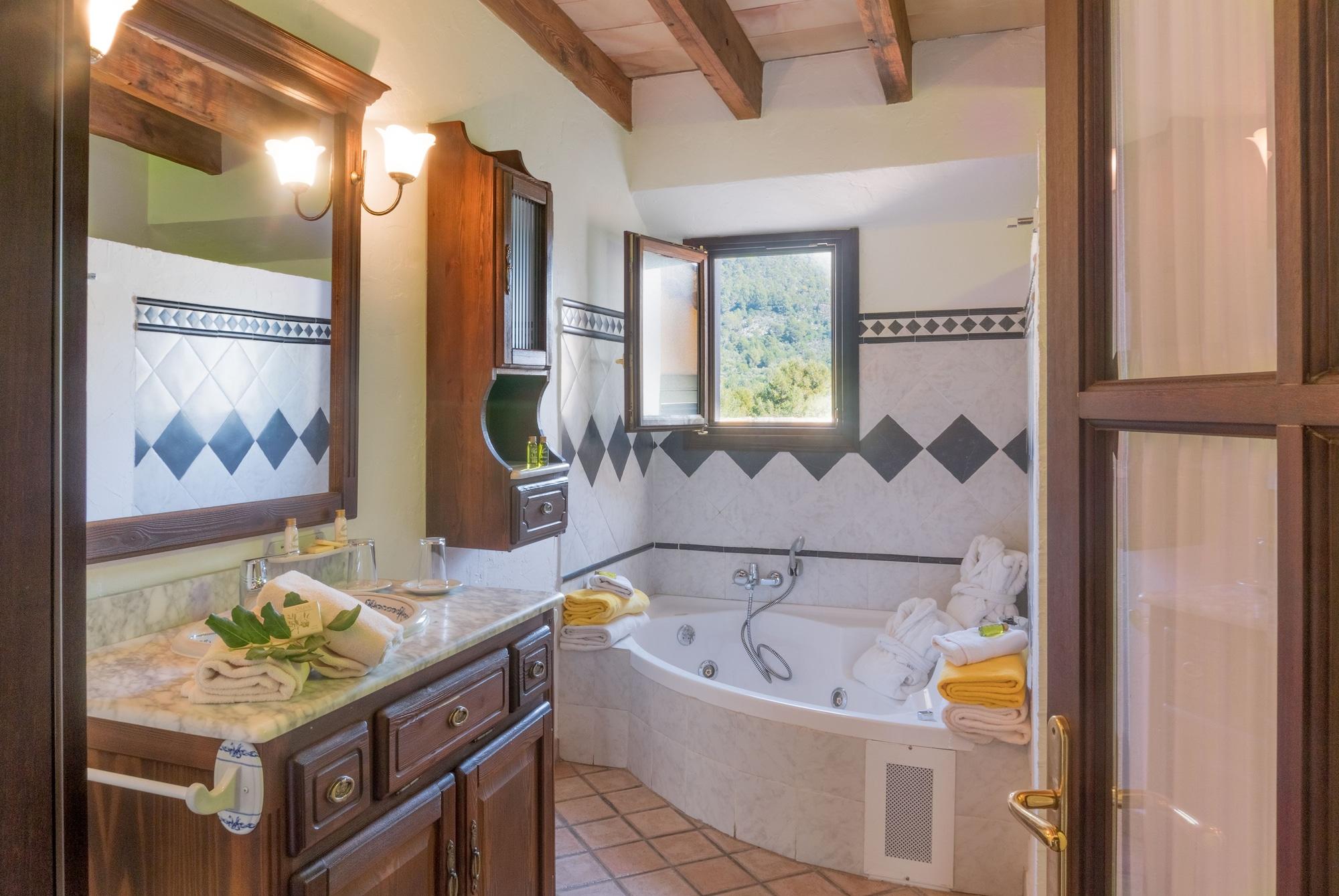 Parc Natural Hotel 4*