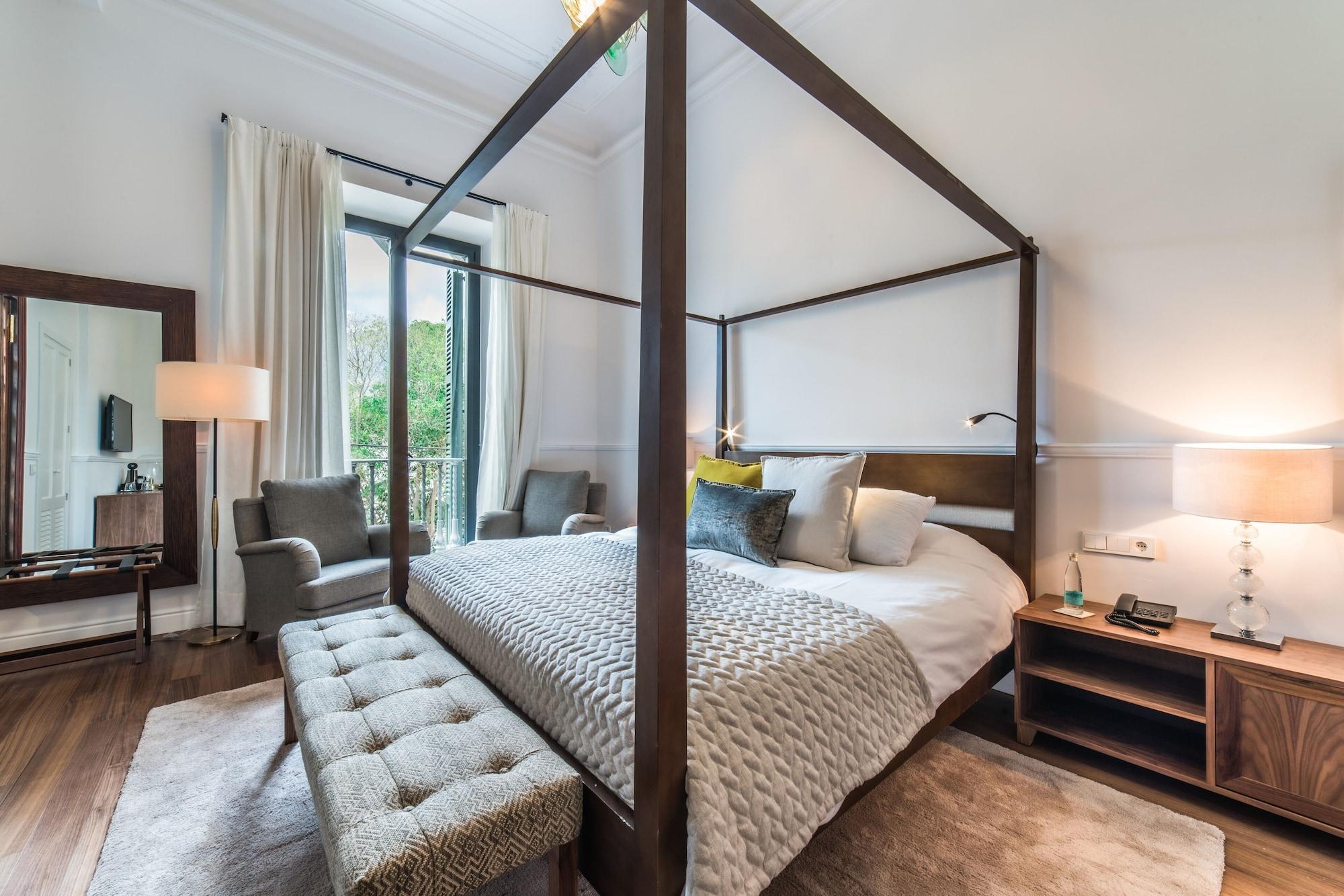 Hotel L'avenida 4*