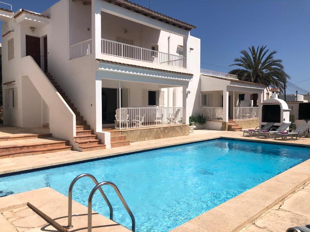 Sunset By The Sea With Pool, Ac, Bbq, Wifi In *