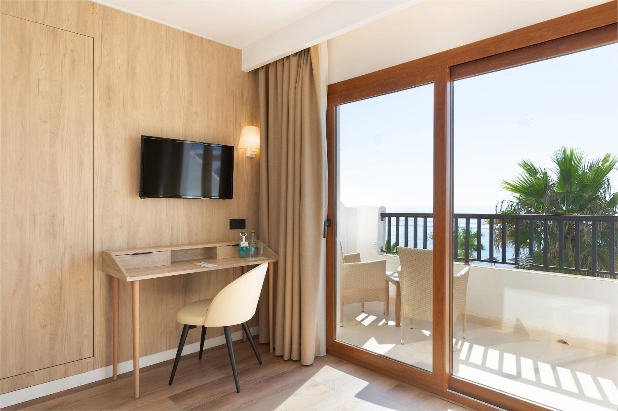 Hotel Alua Rocas