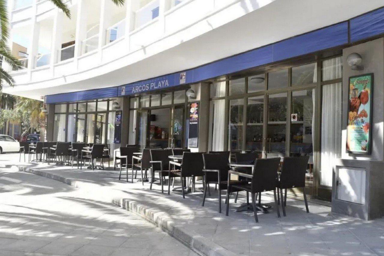 Apartahotel Arcos Playa S'Illot (Mallorca)