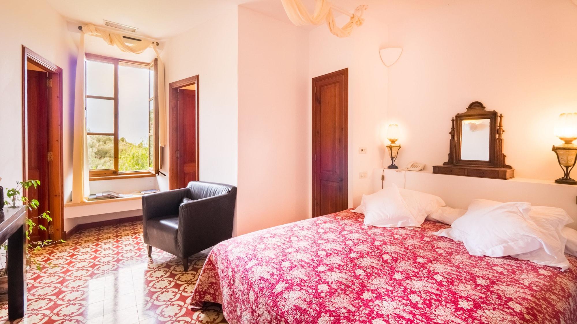 Cas Xorc Boutique And Restaurant Hotel 4*