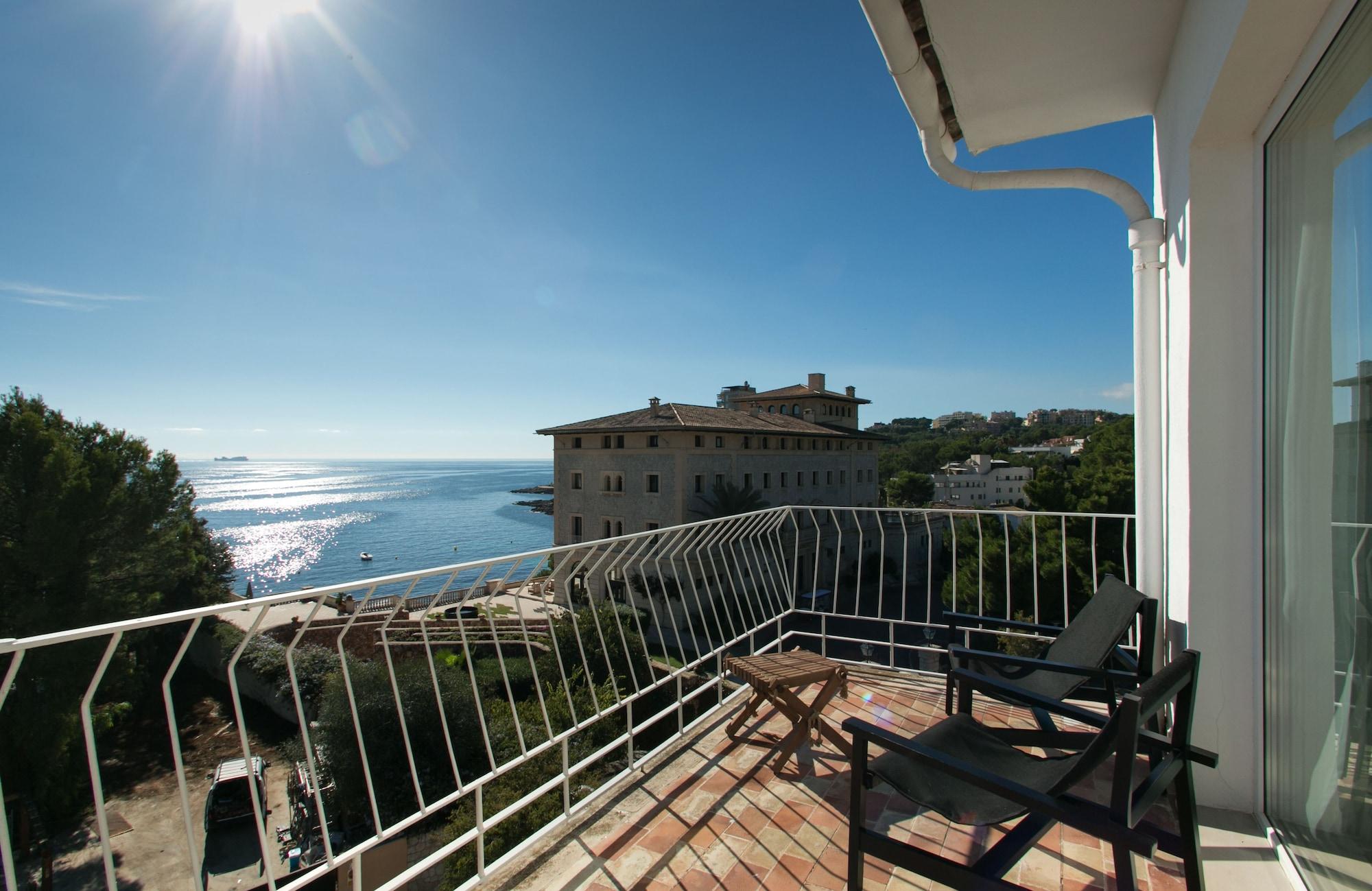 Hotel Zhero 4*