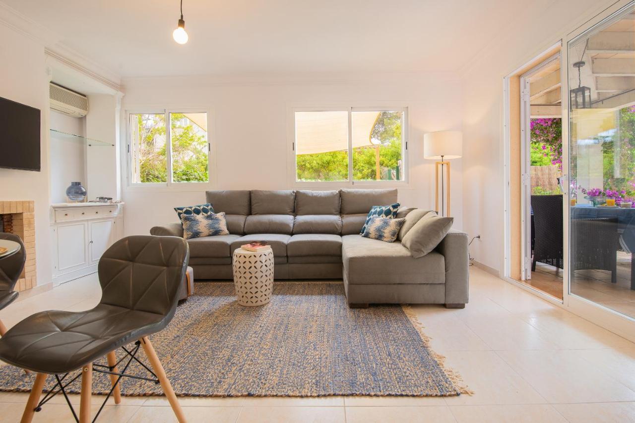 Villa Eden Alcudia, Near The With Pool *