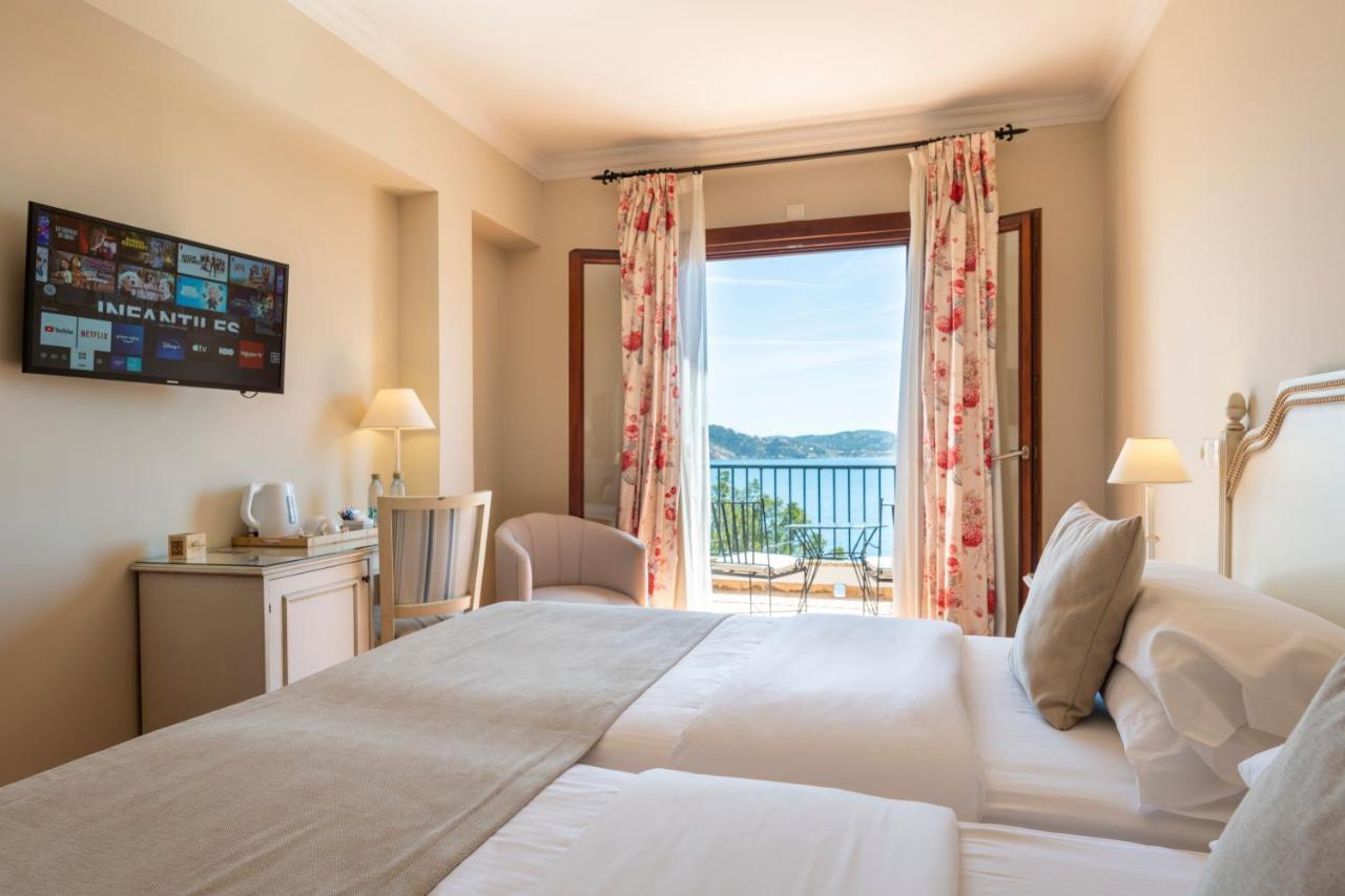 Cala Fornells Hotel 4*