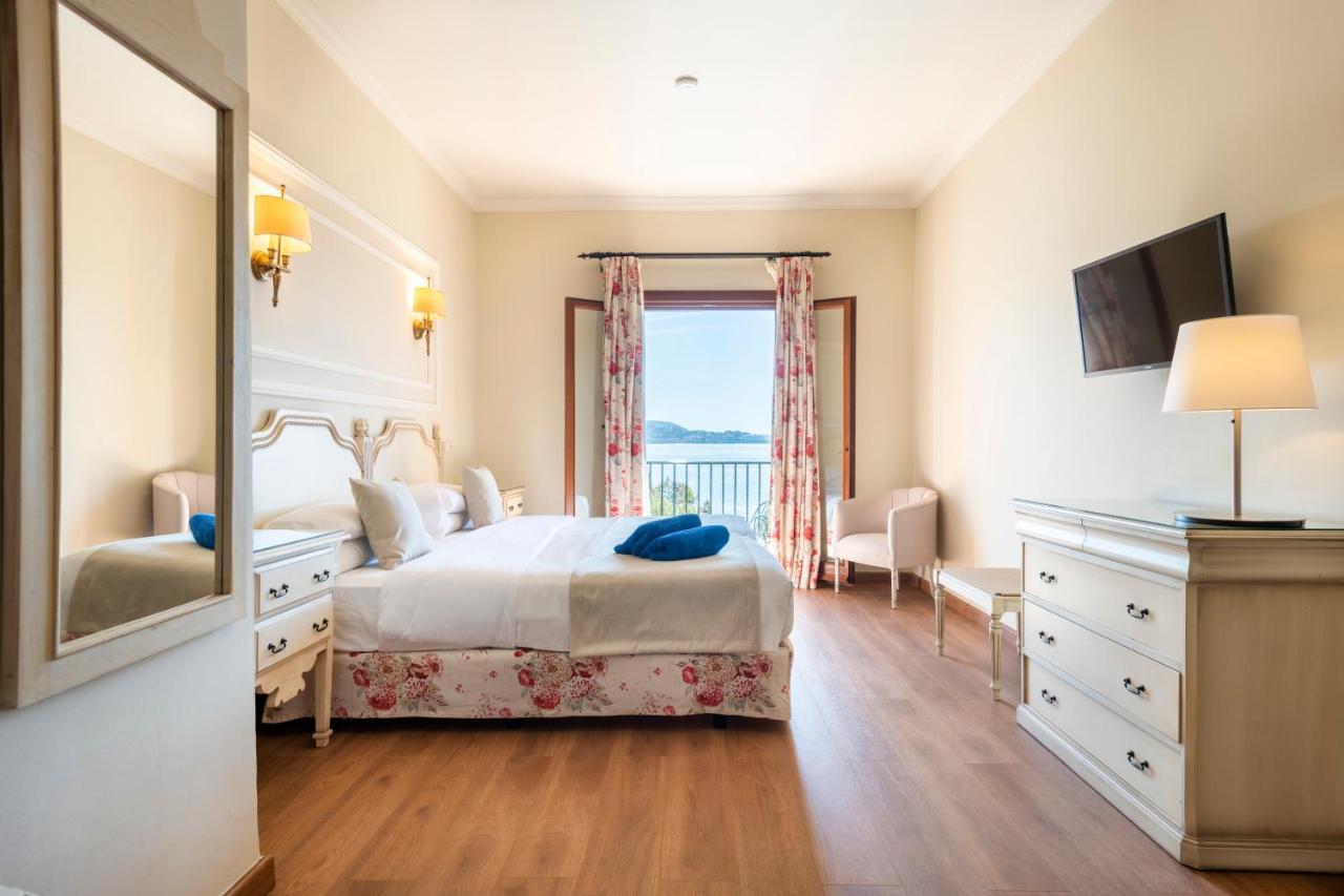 Hotel Cala Fornells 4*