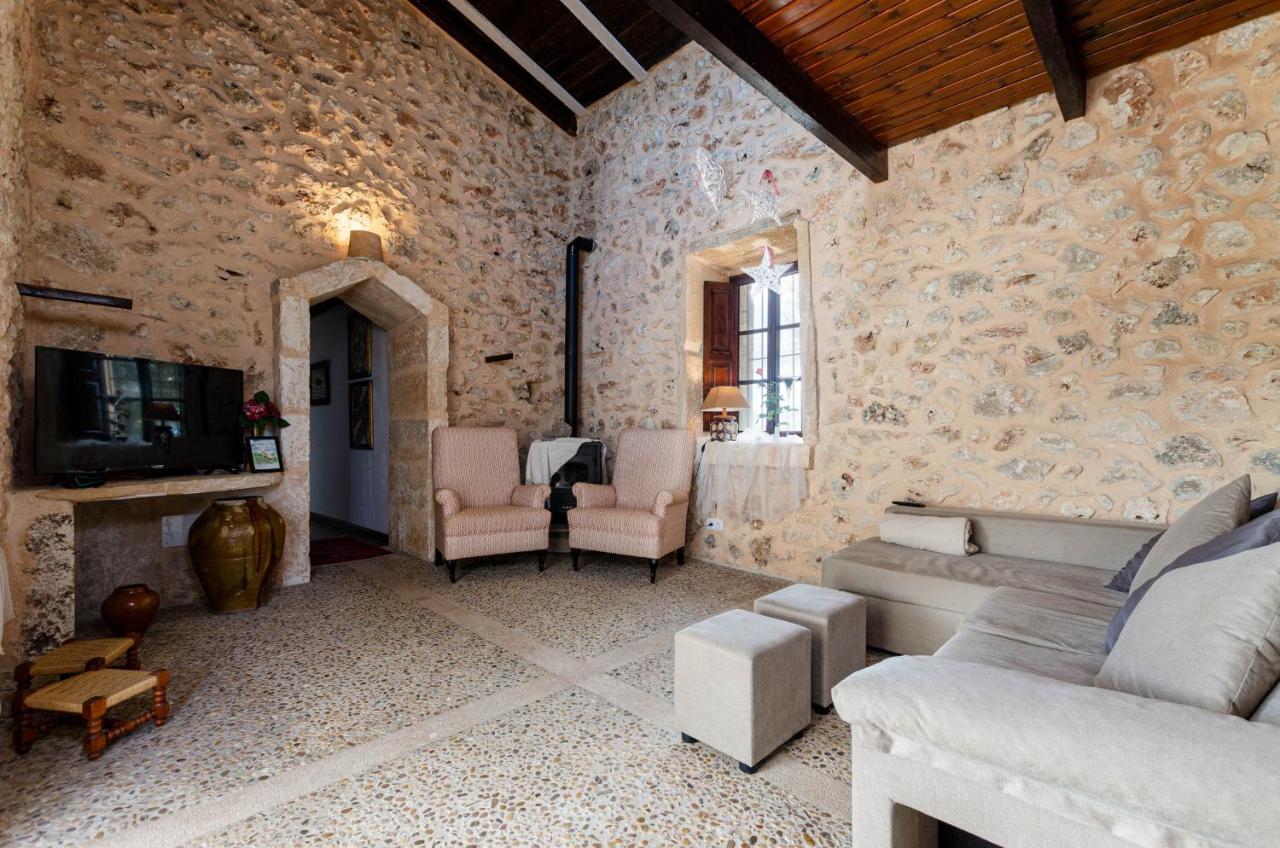 Yourhouse Son Costa *