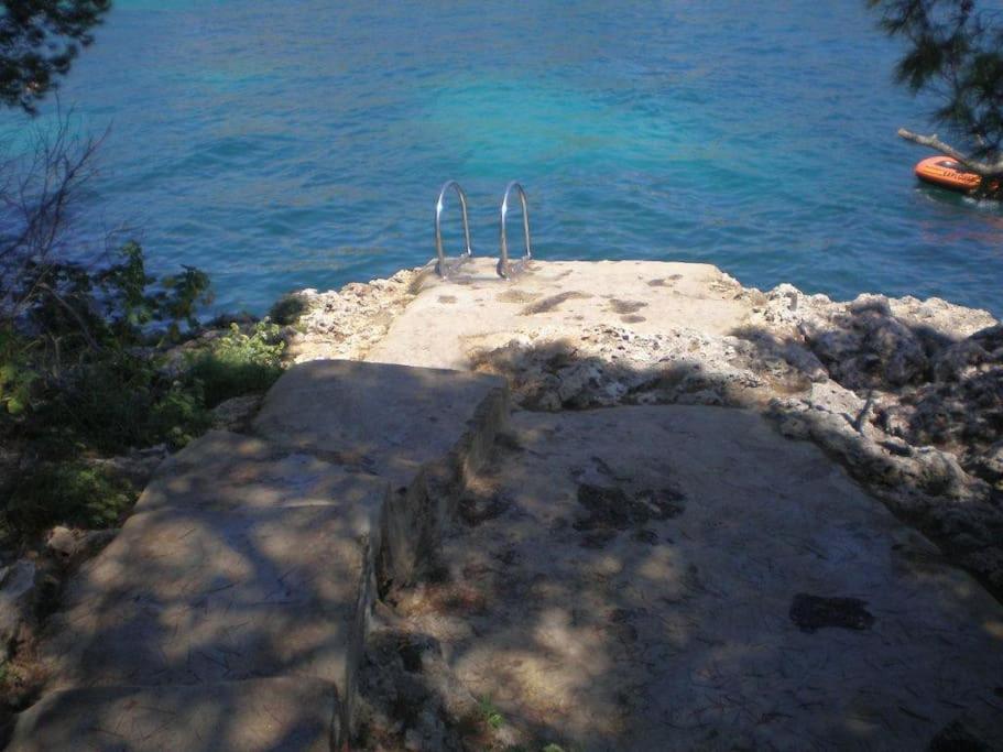 Apartamento Waterfront 'maria'. Pool. Wifi *