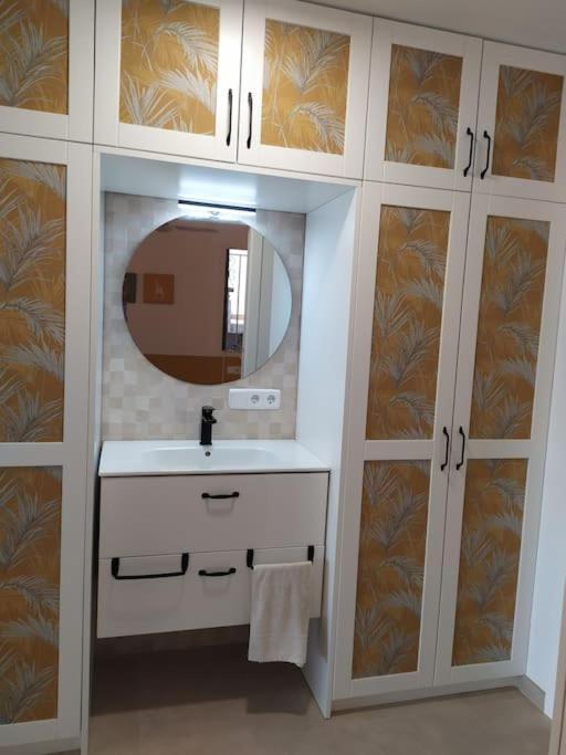 Apartamento Waterfront 'maria'. Pool. Wifi