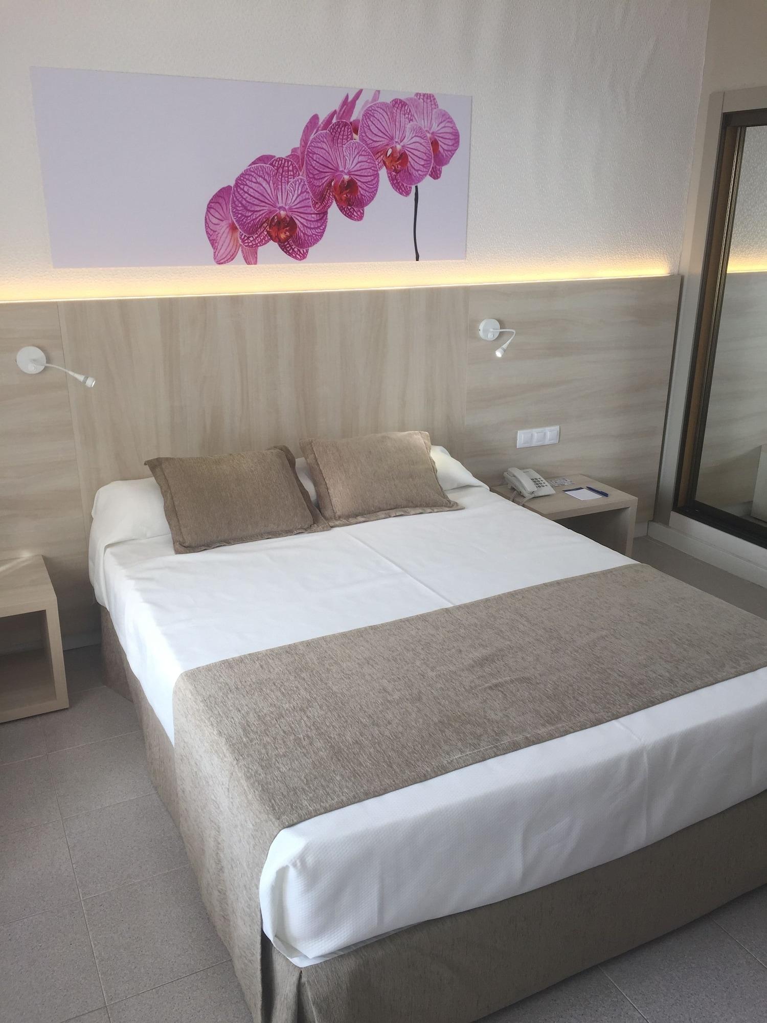 Bahia Principe Sunlight Coral Playa - Adults Only Hotel