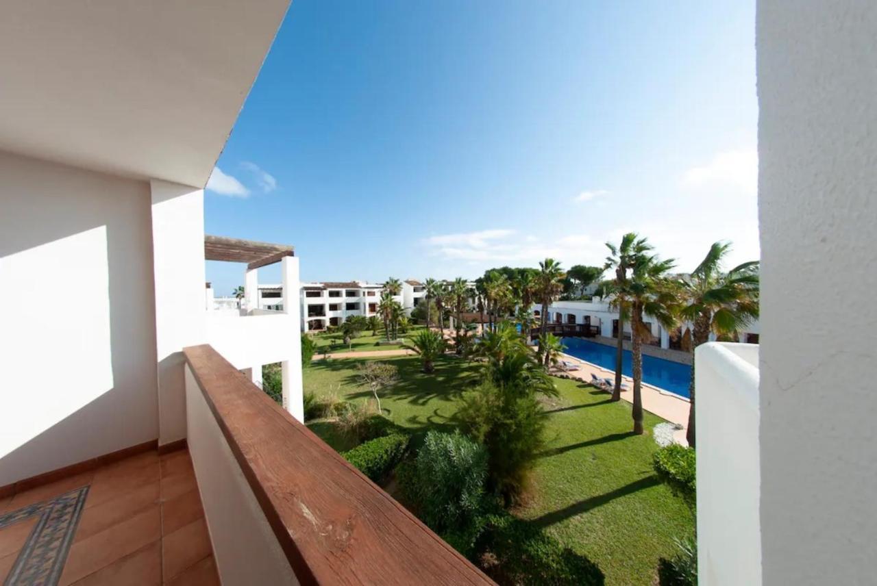 En Complejo Con Piscina Apartamento