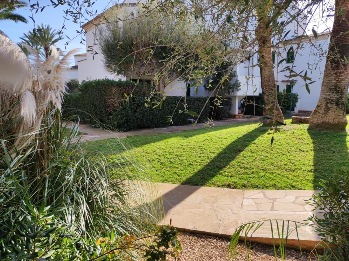 Strandapartment Mit Pool Apartamento
