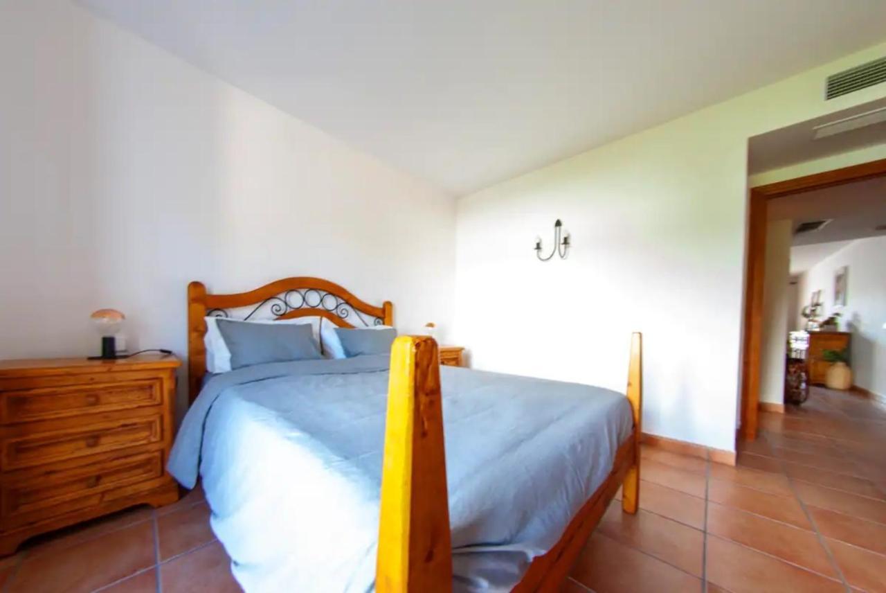 En Complejo Con Piscina Apartment *