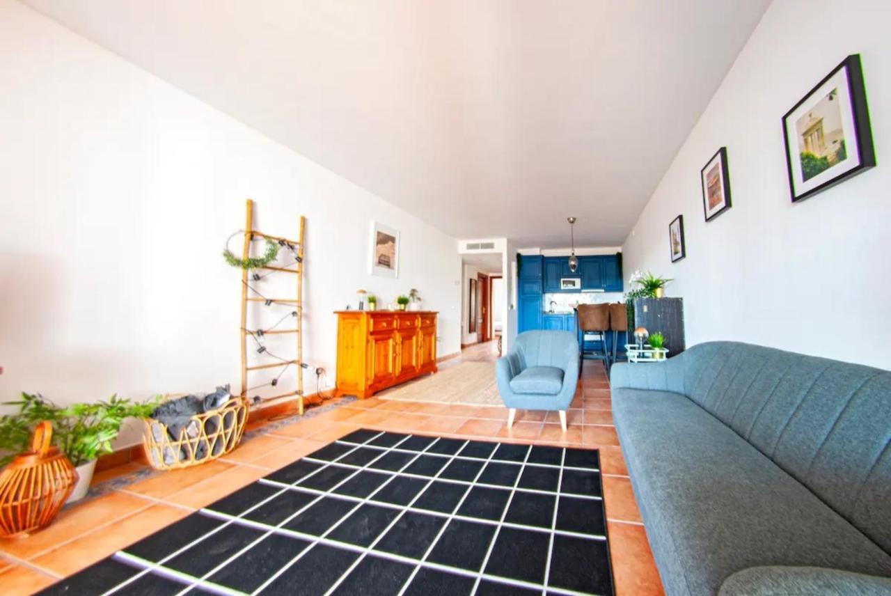Apartamento En Complejo Con Piscina *