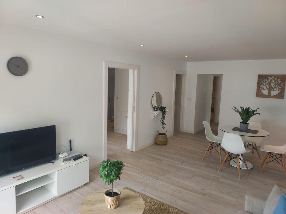 Living Apartment *