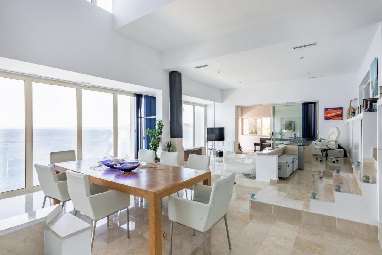 Exclusive Seafront Villa,Private Pool,Gym,Bbq