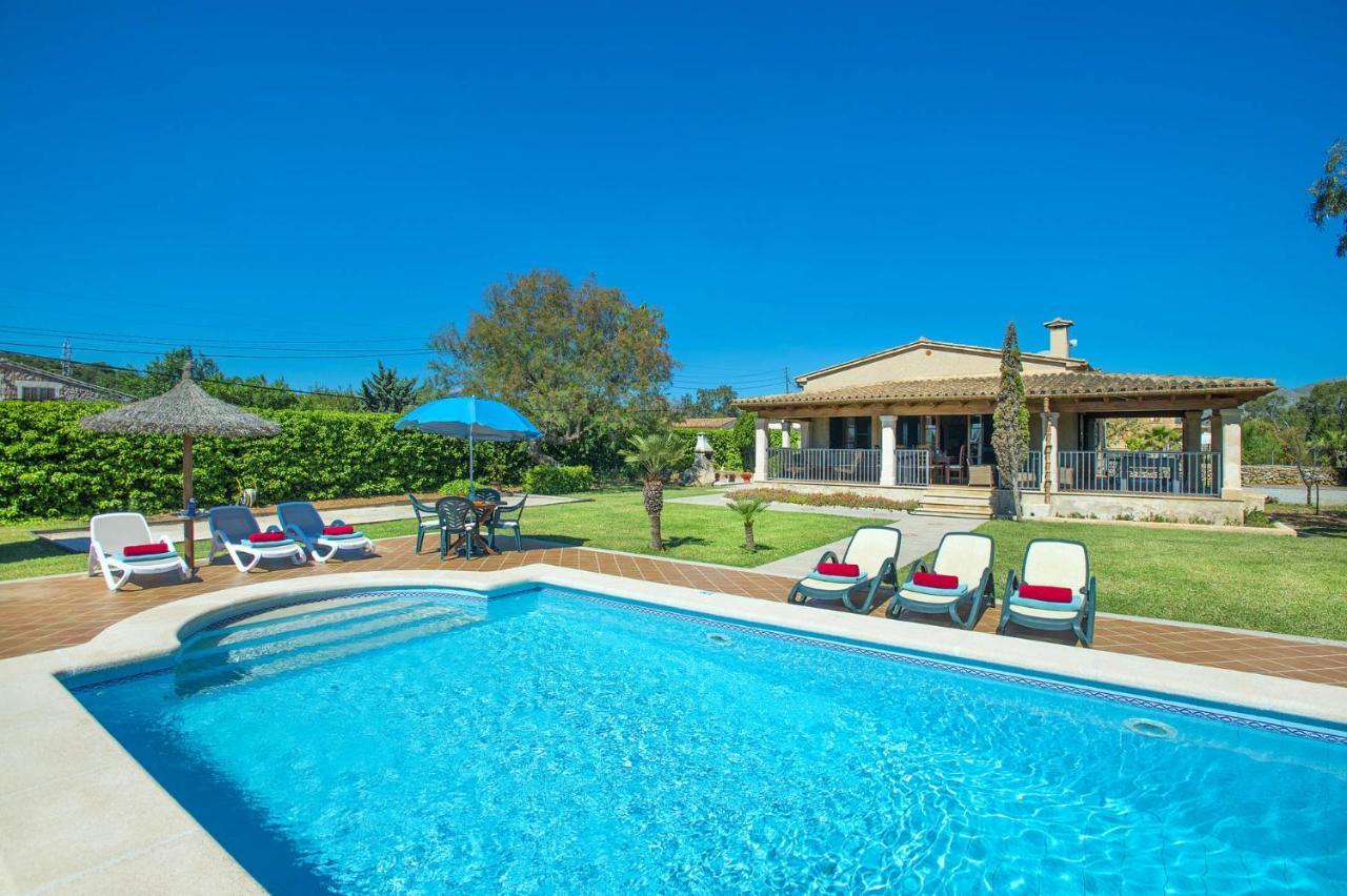 Villa Monserrat By *