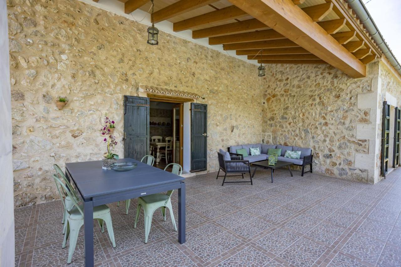 Pou Monjo Country house *