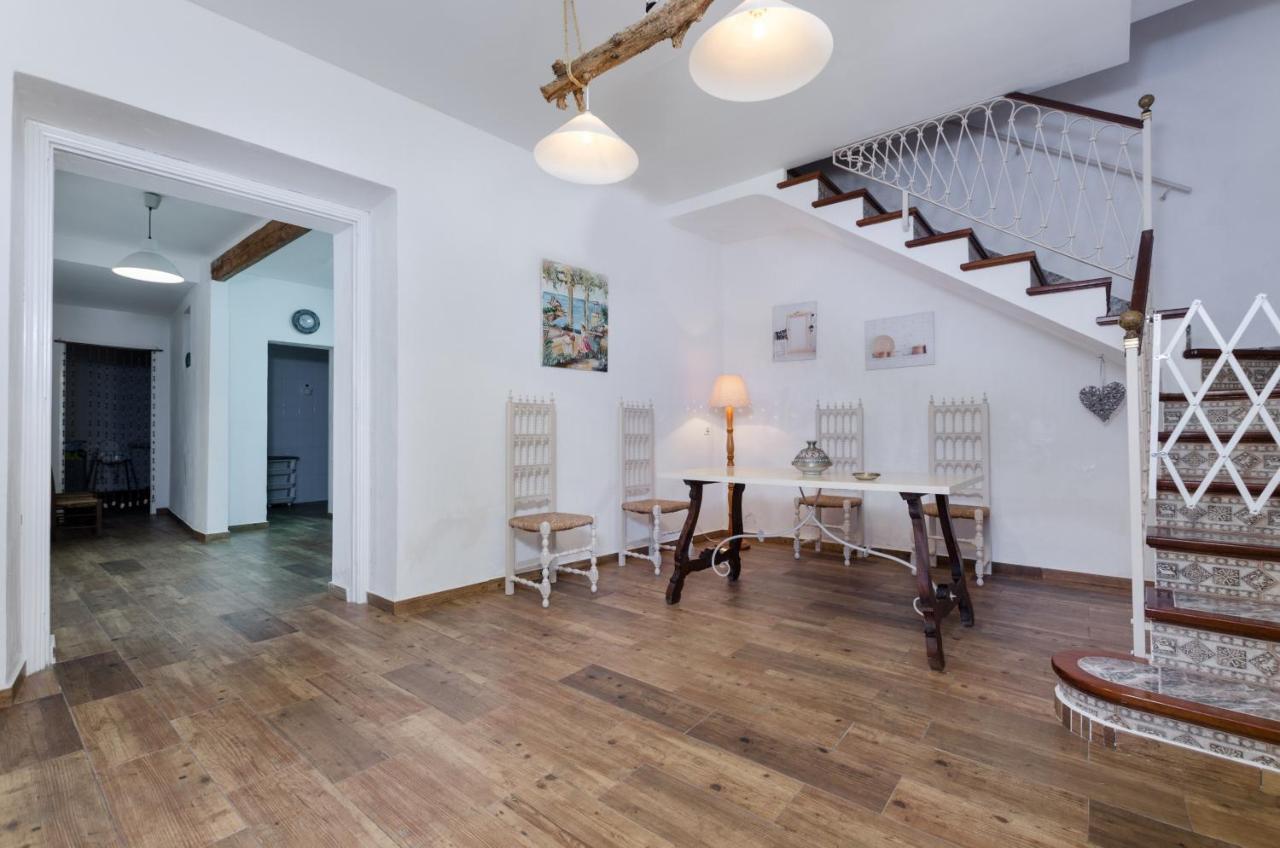 Yourhouse Es Comellar Lloret de Vistalegre
