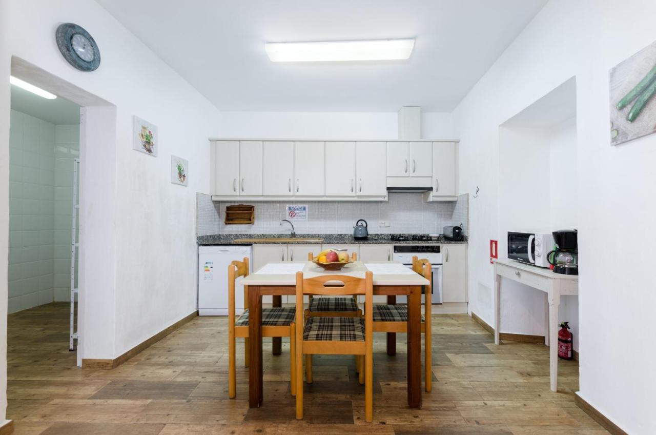 Yourhouse Es Comellar Lloret de Vistalegre