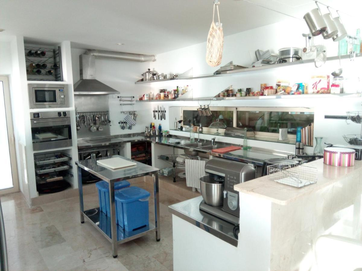 Villa Exclusive Seafront Villa,Private Pool,Gym,Bbq