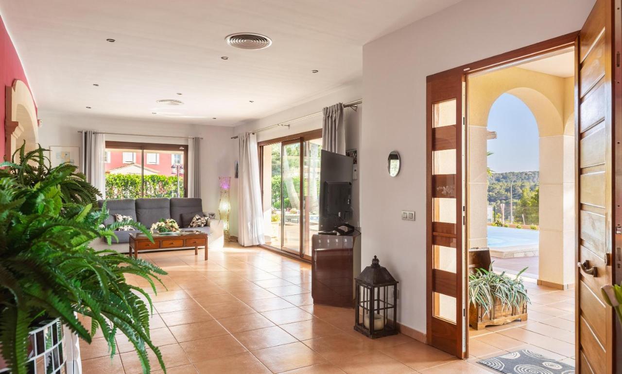 Villa Luxurious