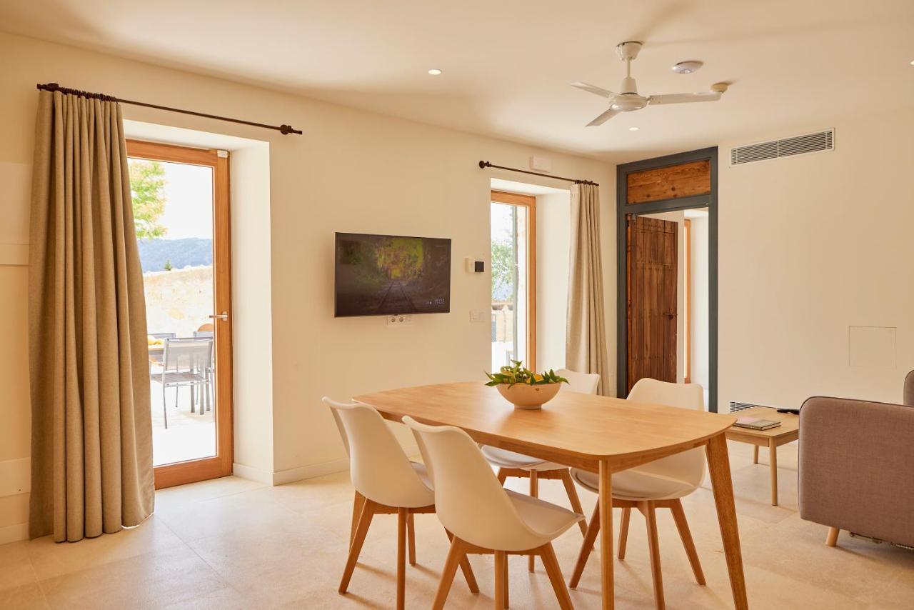 Son Cladera Farm stay Sa Pobla