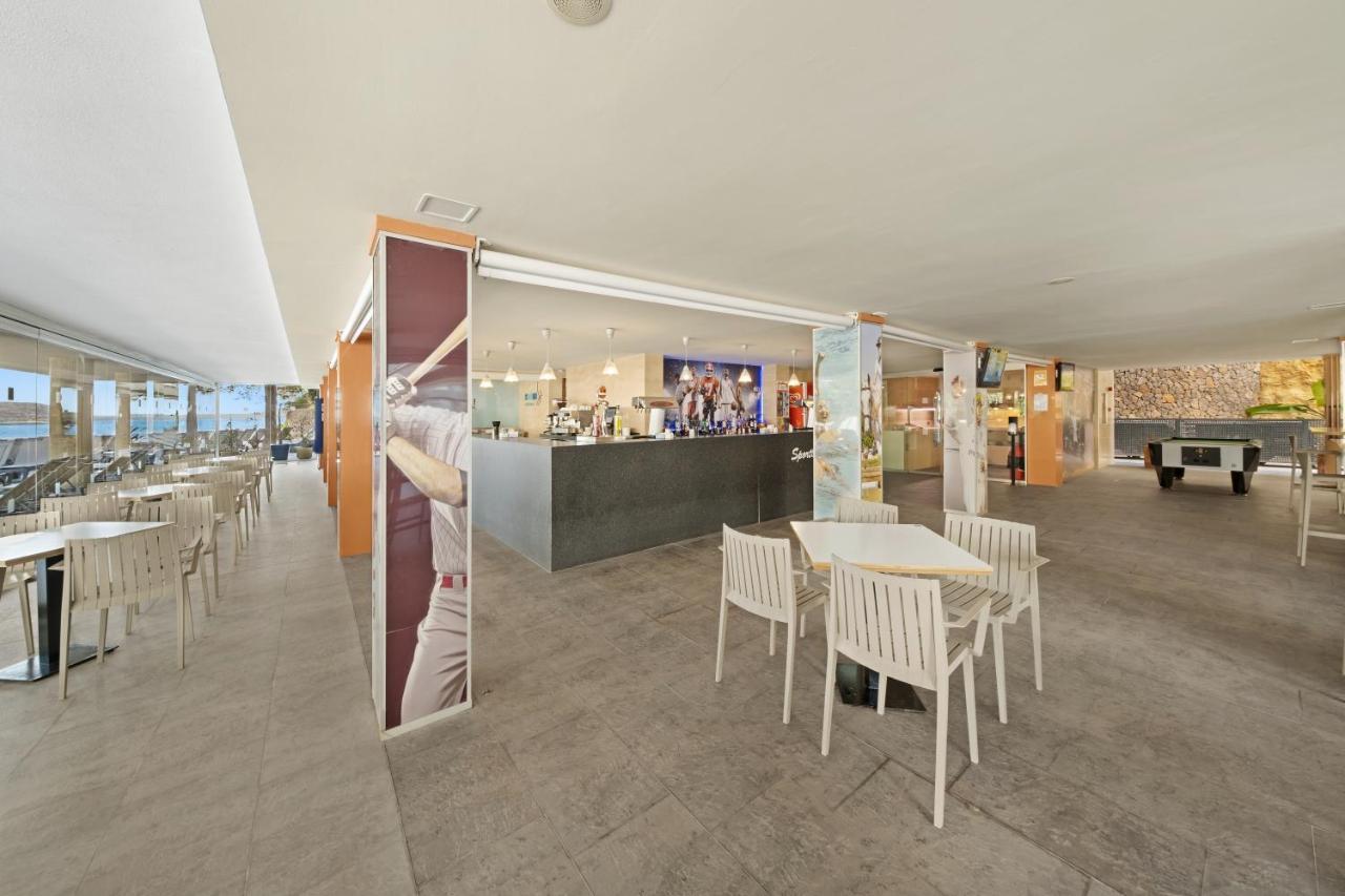 Hotel Occidental Cala Viñas 4*