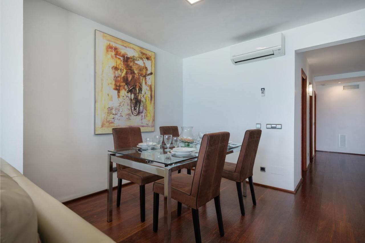 Apartment Blau Blue 3 *