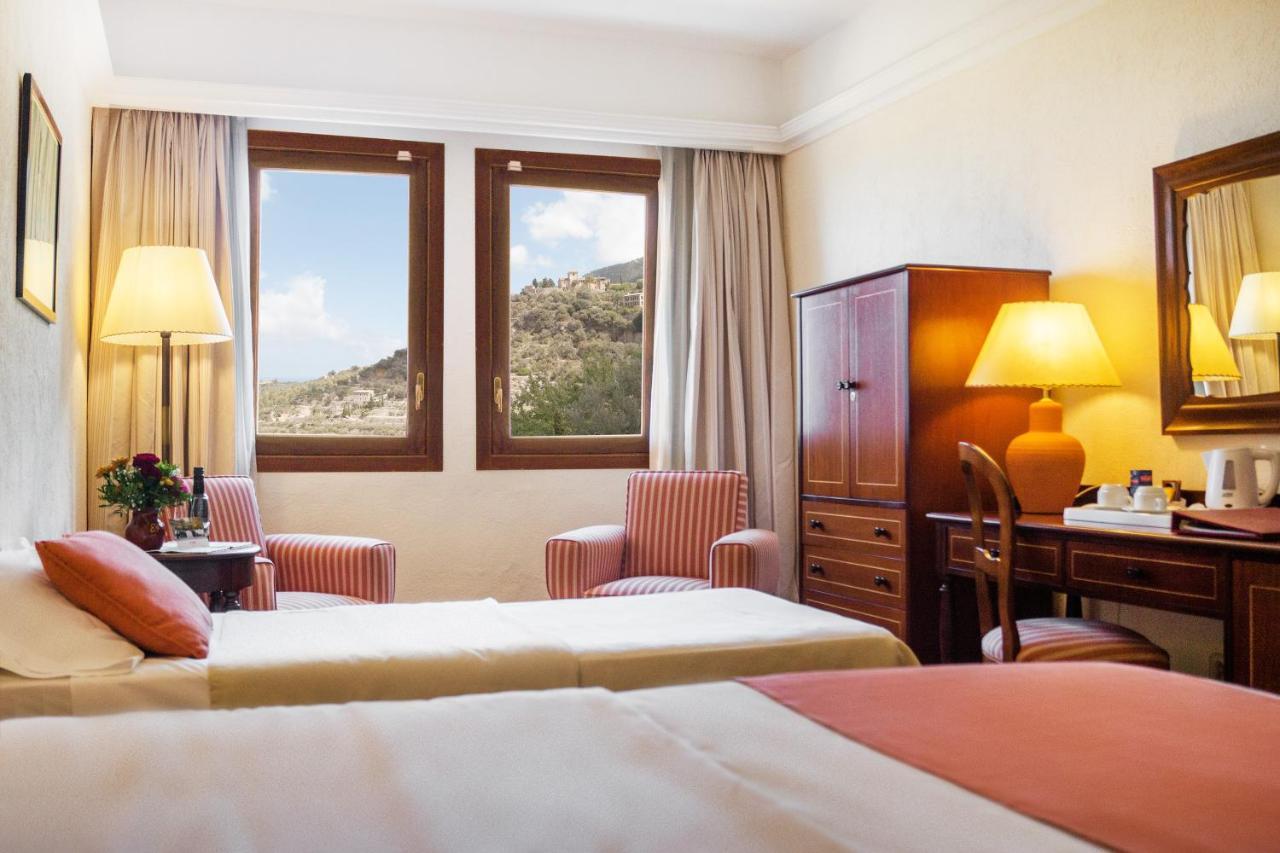 Es Moli Hotel