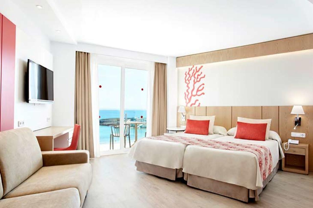 Universal Perla Hotel 4*